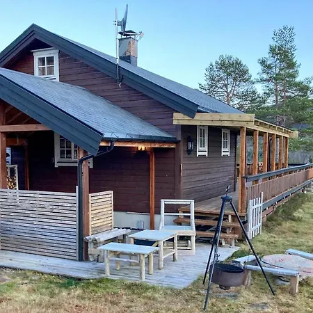 3 Bedroom Lovely In Straumgjerde Brunstad