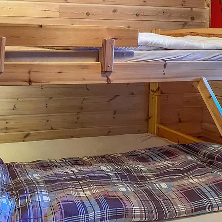 3 Bedroom Lovely In Straumgjerde Casa vacanze *