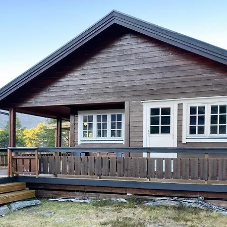 Casa vacanze 3 Bedroom Lovely In Straumgjerde